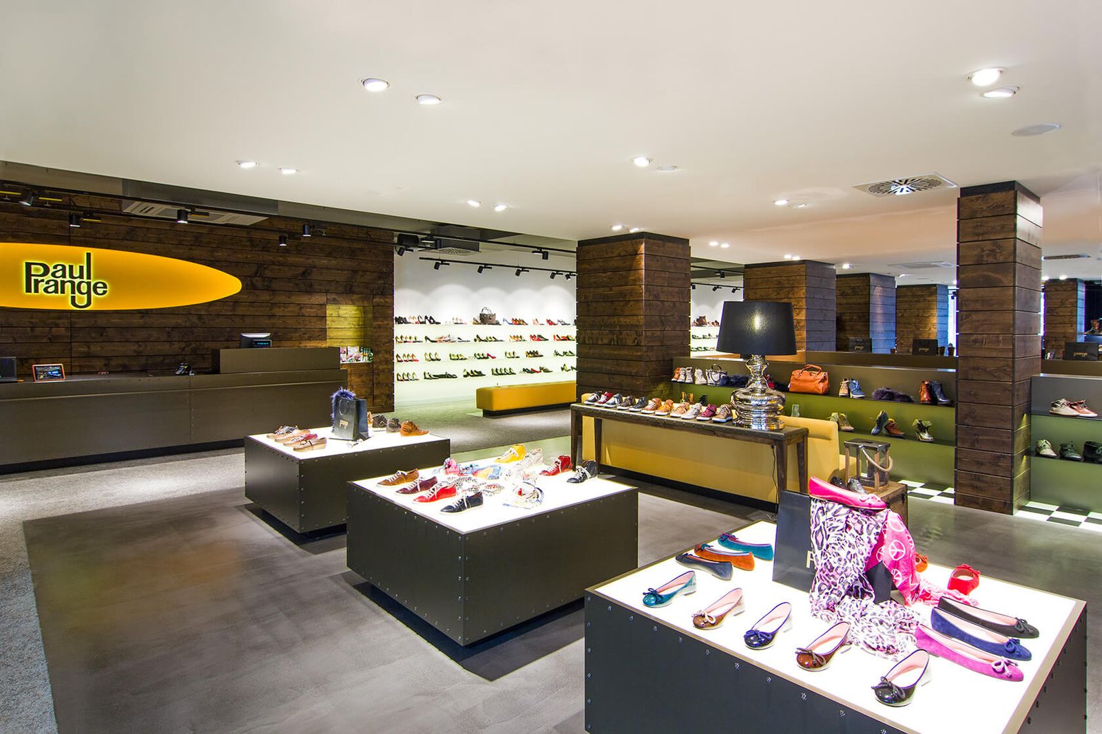 Gutes Team: Hochstetter Mode & Prange Schuhe in Trier – Ansicht 12